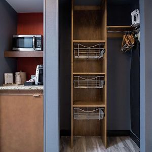 King Room Mobility accessible